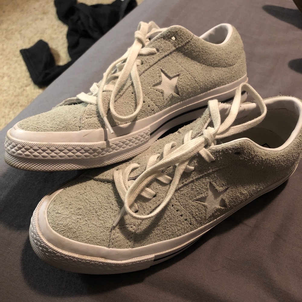 Like new converse one stars
